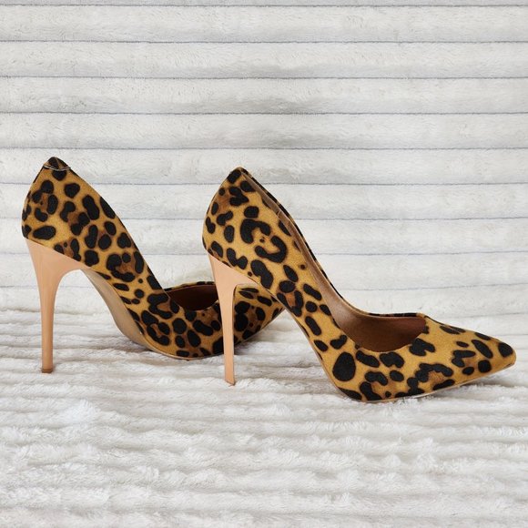 Bella Luna Shoes - Leopard Print High Heel Pumps Matching Colored Sole Fabio